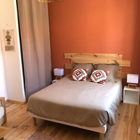 Charmante Petite Maison Proximite Centre Hébergement de vacances Vichy